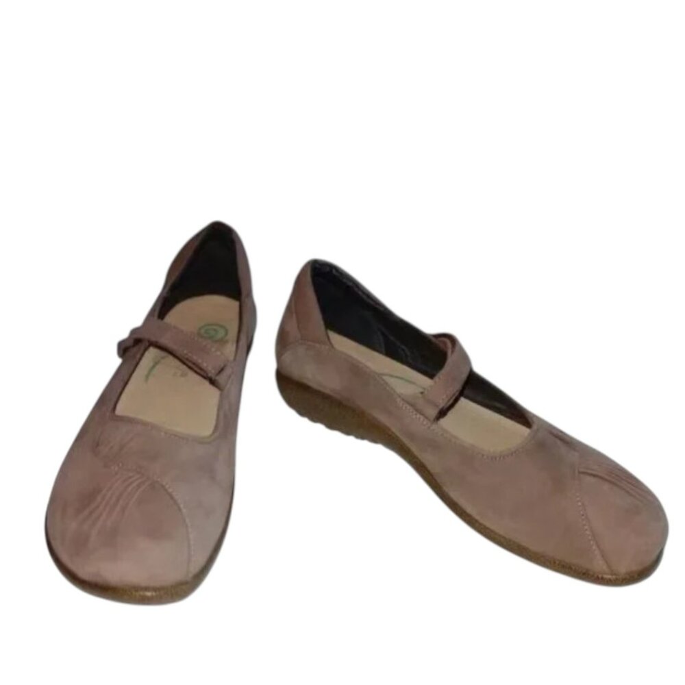 Naot Pleated Mary Jane Brown Suede Leather Shoes Womens Size 8 / 39 M EUC